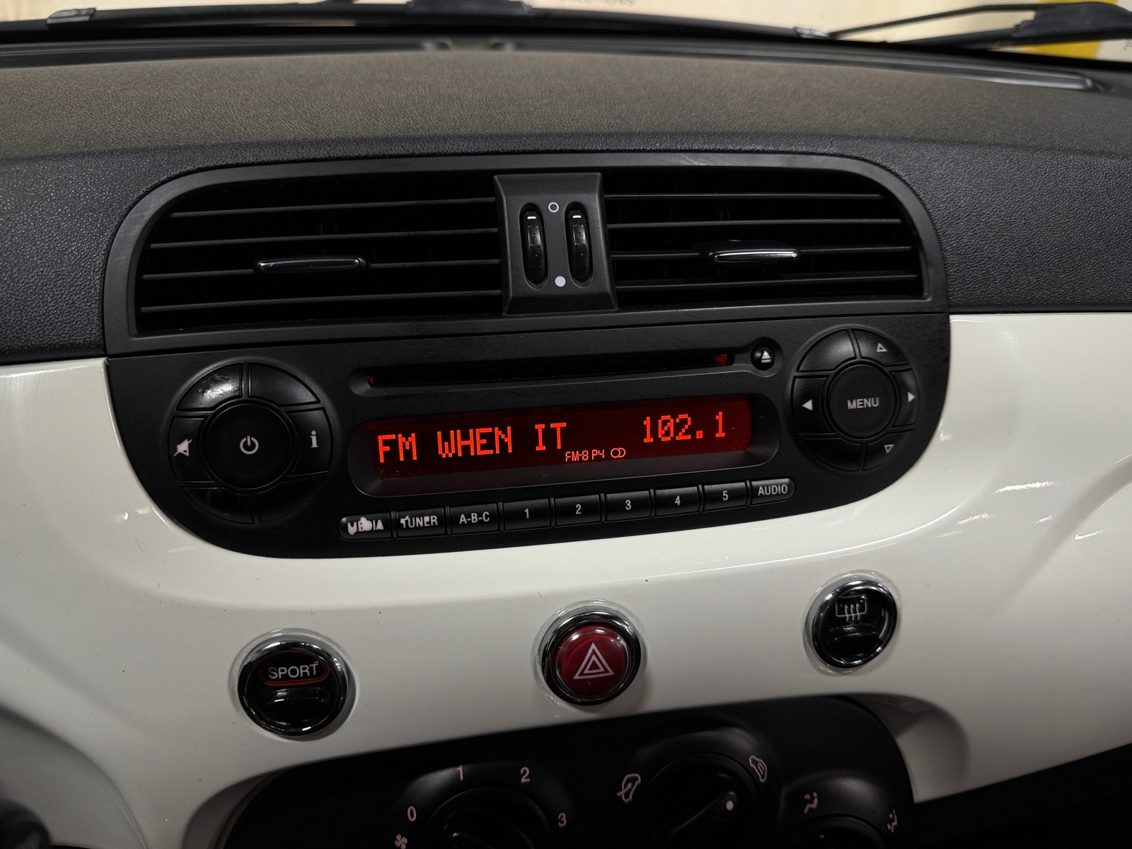 Thumbnail: 2015 Fiat 500 - 4