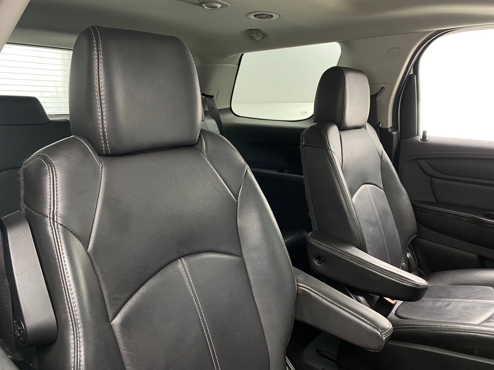 Thumbnail: 2017 GMC Acadia - 5