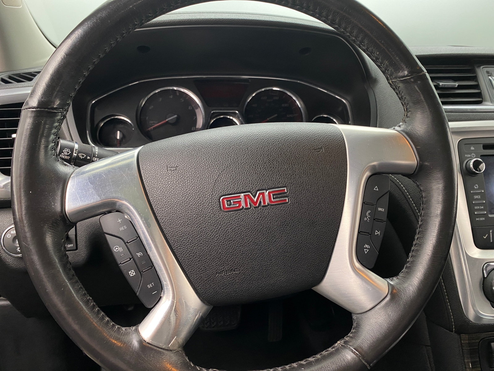 Thumbnail: 2017 GMC Acadia - 4