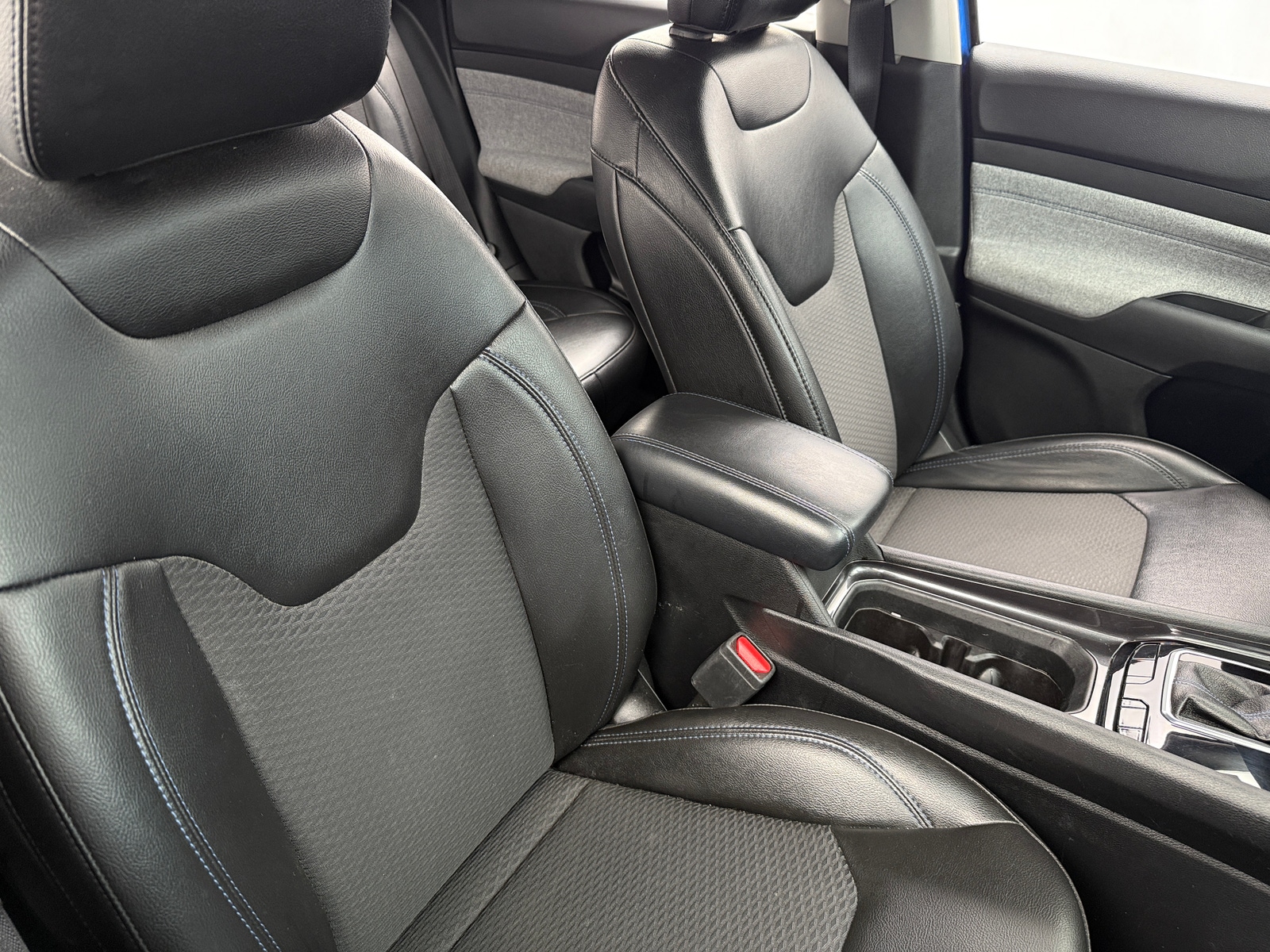 Thumbnail: 2022 Jeep Compass - 2