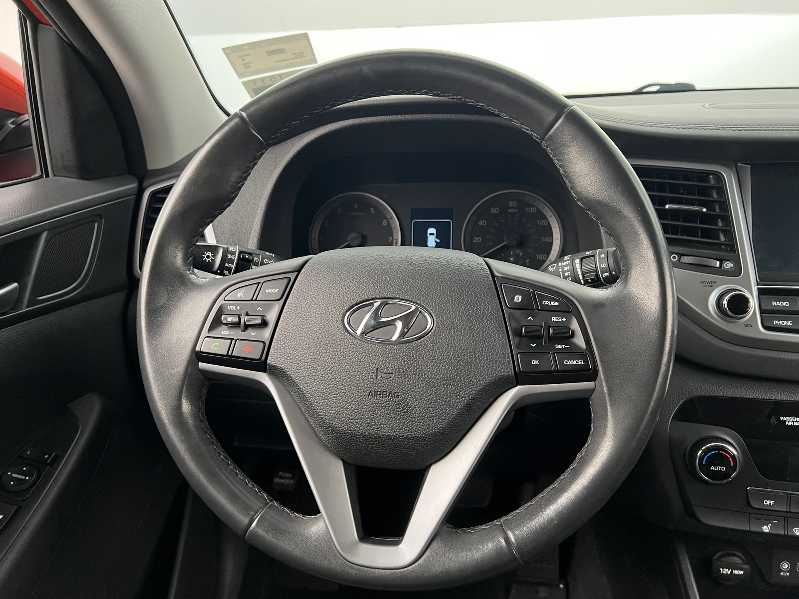 Thumbnail: 2016 Hyundai Tucson - 4
