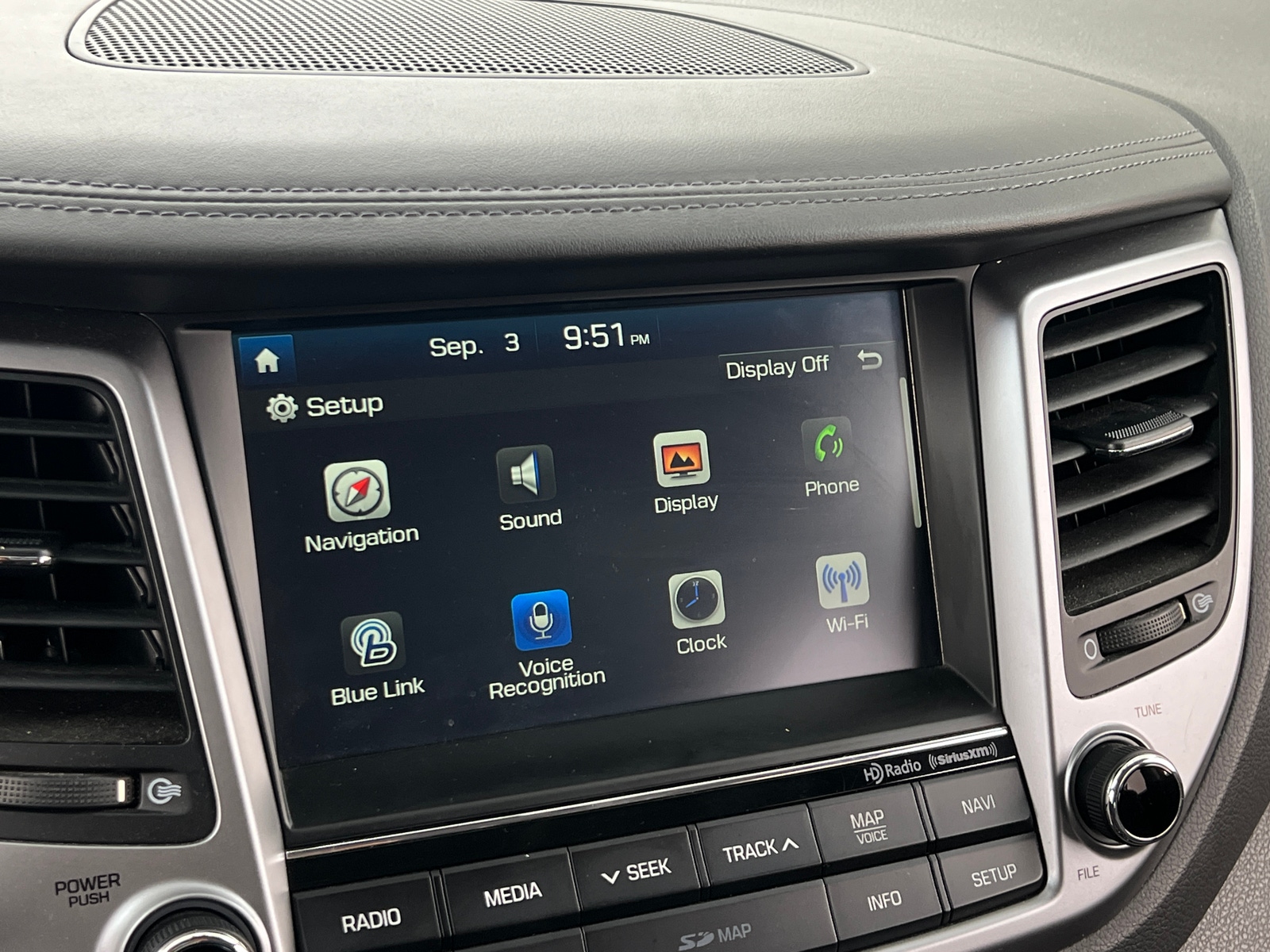 Thumbnail: 2016 Hyundai Tucson - 3