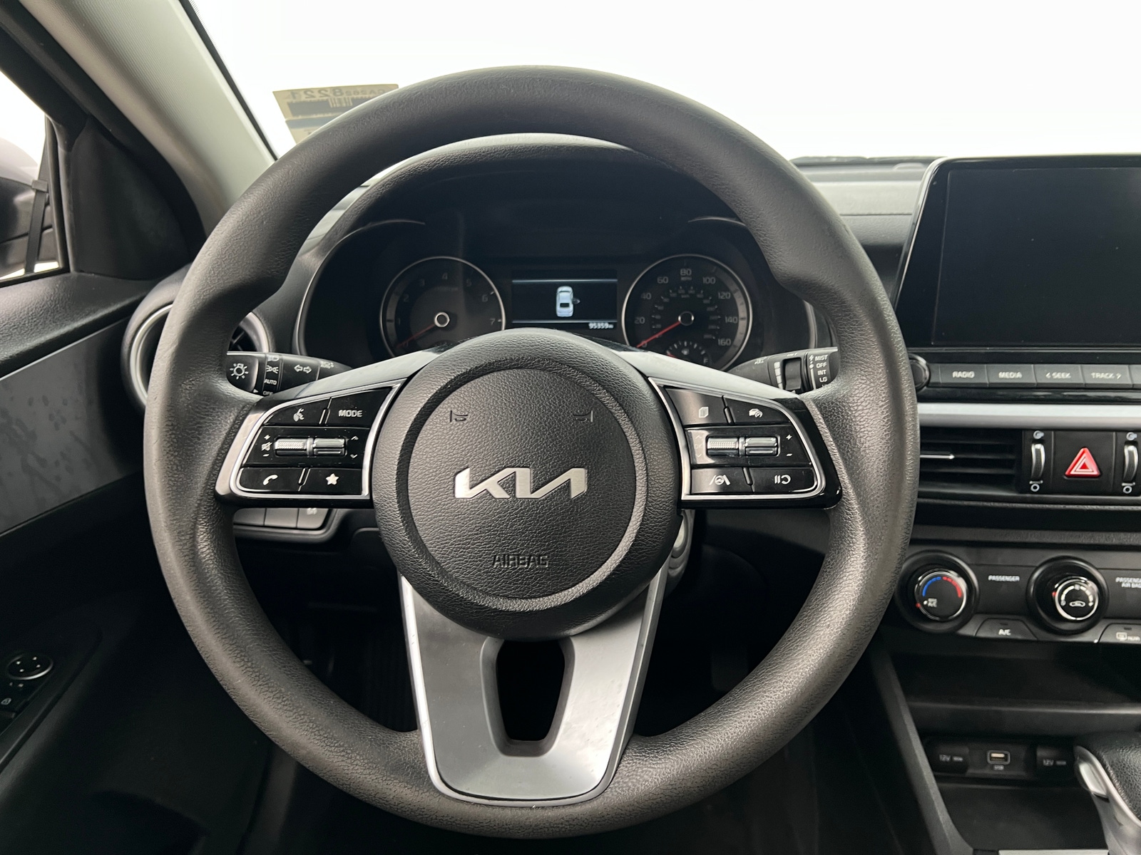 Thumbnail: 2022 Kia Forte - 5