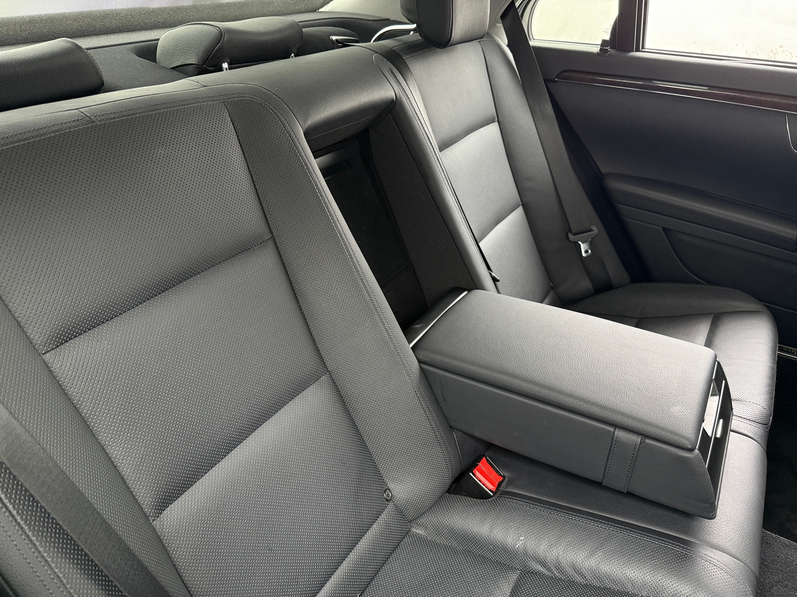 Thumbnail: 2013 Mercedes-Benz S-Class - 5