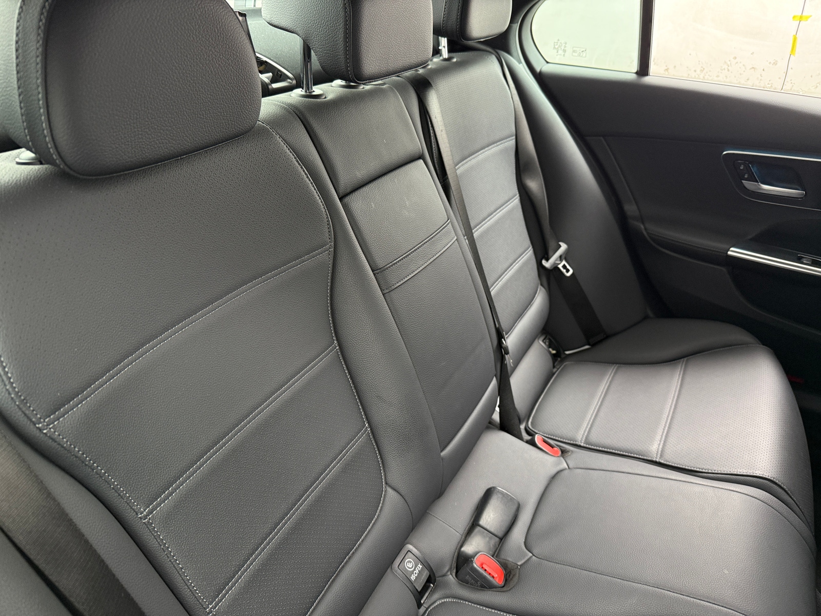 Thumbnail: 2024 Mercedes-Benz C-Class - 5