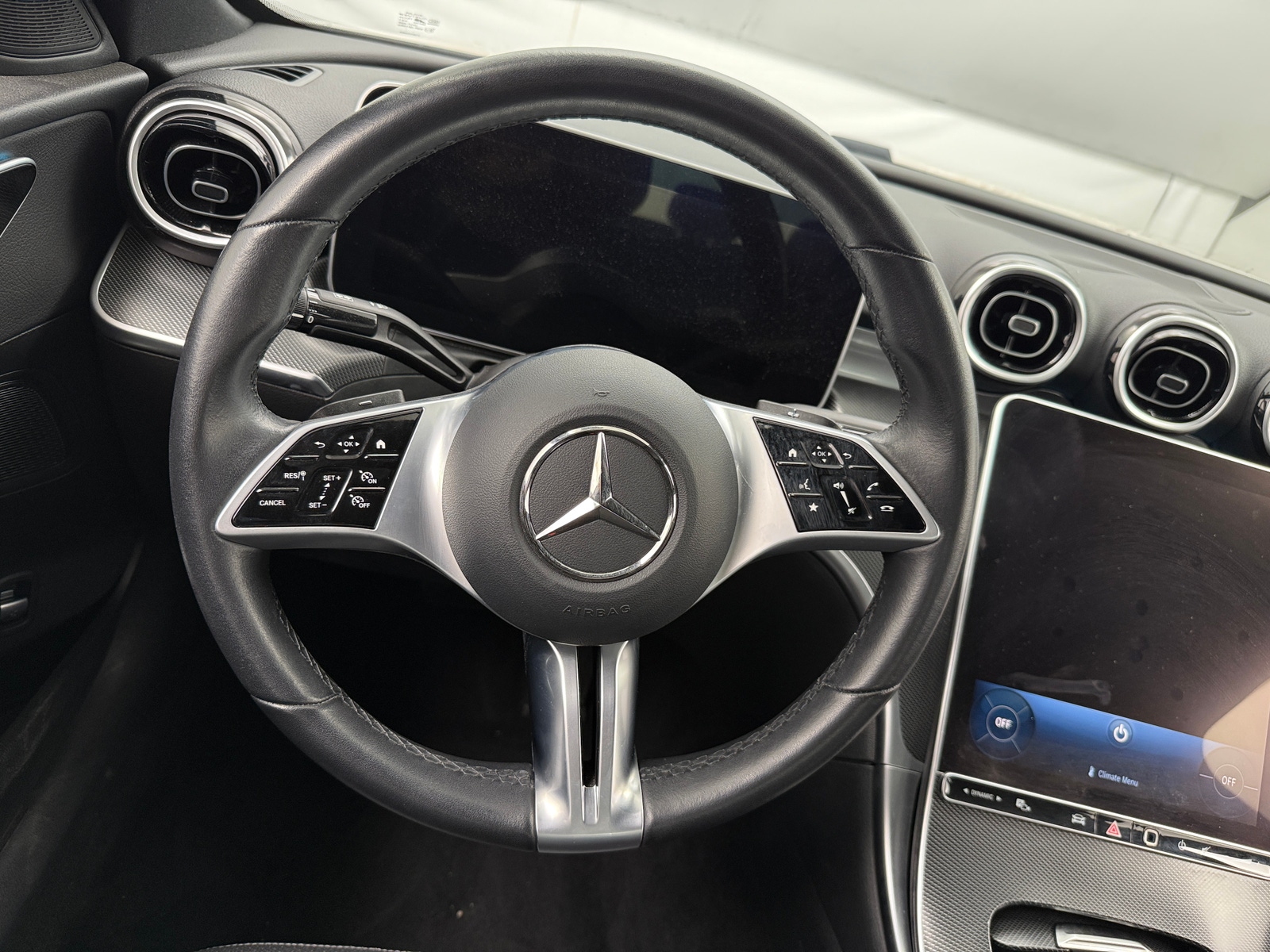 Thumbnail: 2024 Mercedes-Benz C-Class - 4