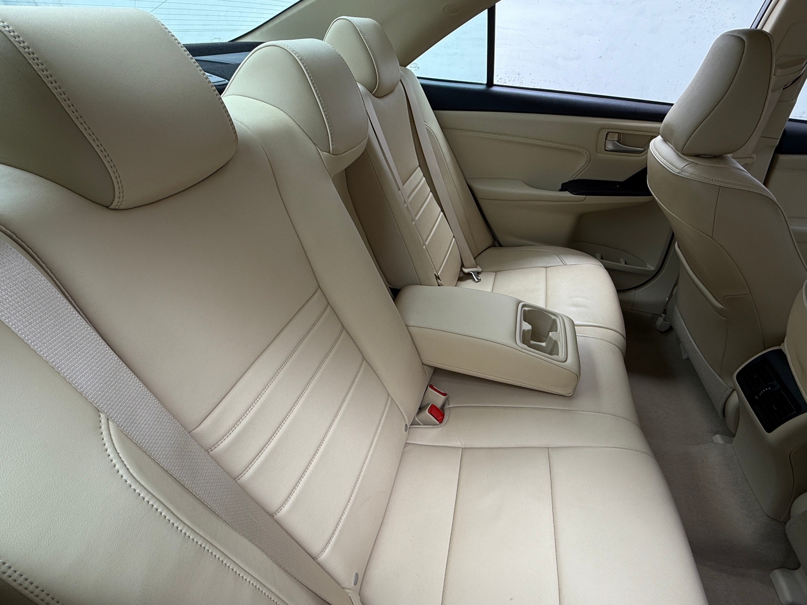 Thumbnail: 2015 Toyota Camry - 5