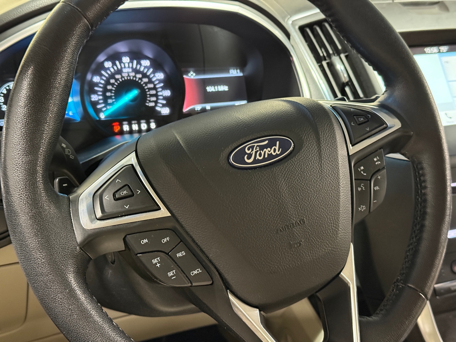 Thumbnail: 2018 Ford Edge - 4