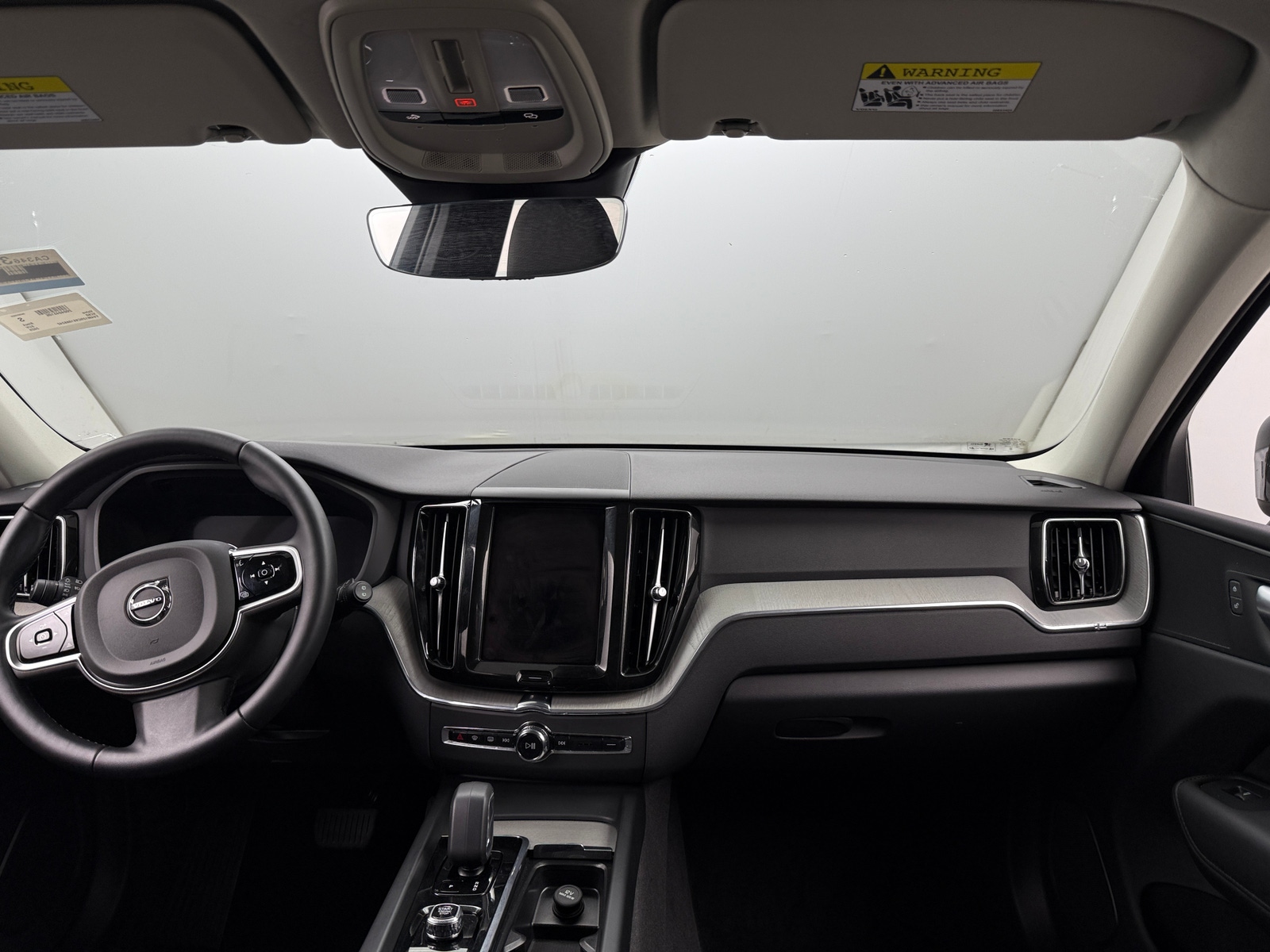 Thumbnail: 2025 Volvo XC60 - 2