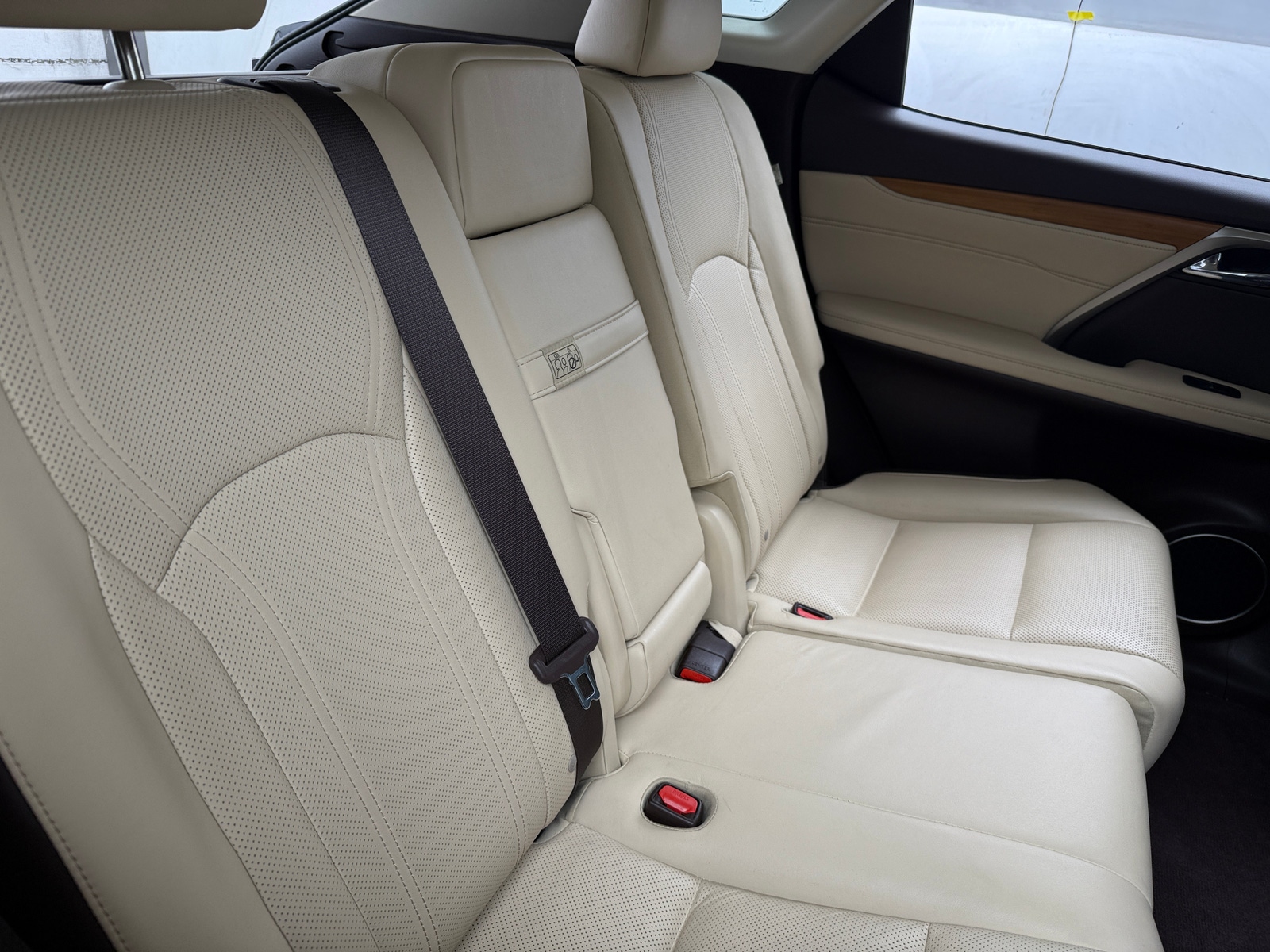 Thumbnail: 2018 Lexus RX - 6