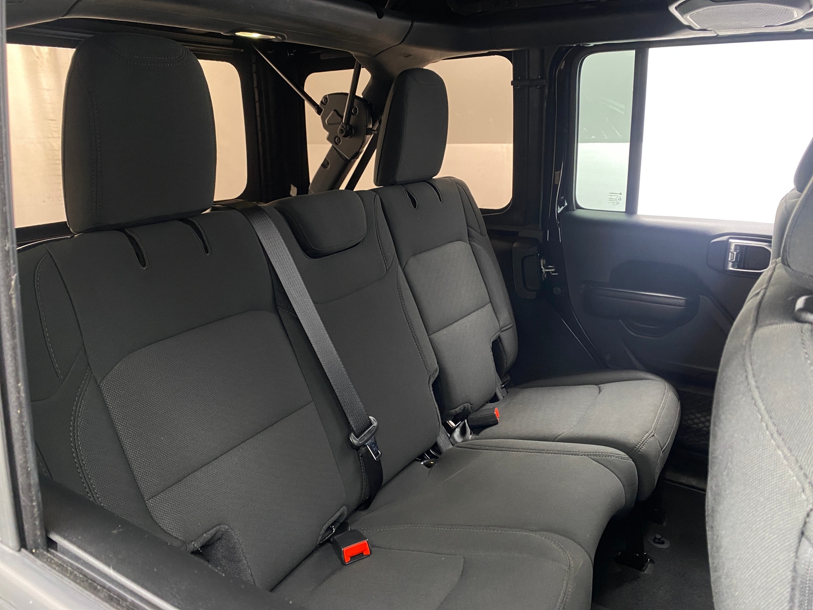 Thumbnail: 2021 Jeep Wrangler - 6