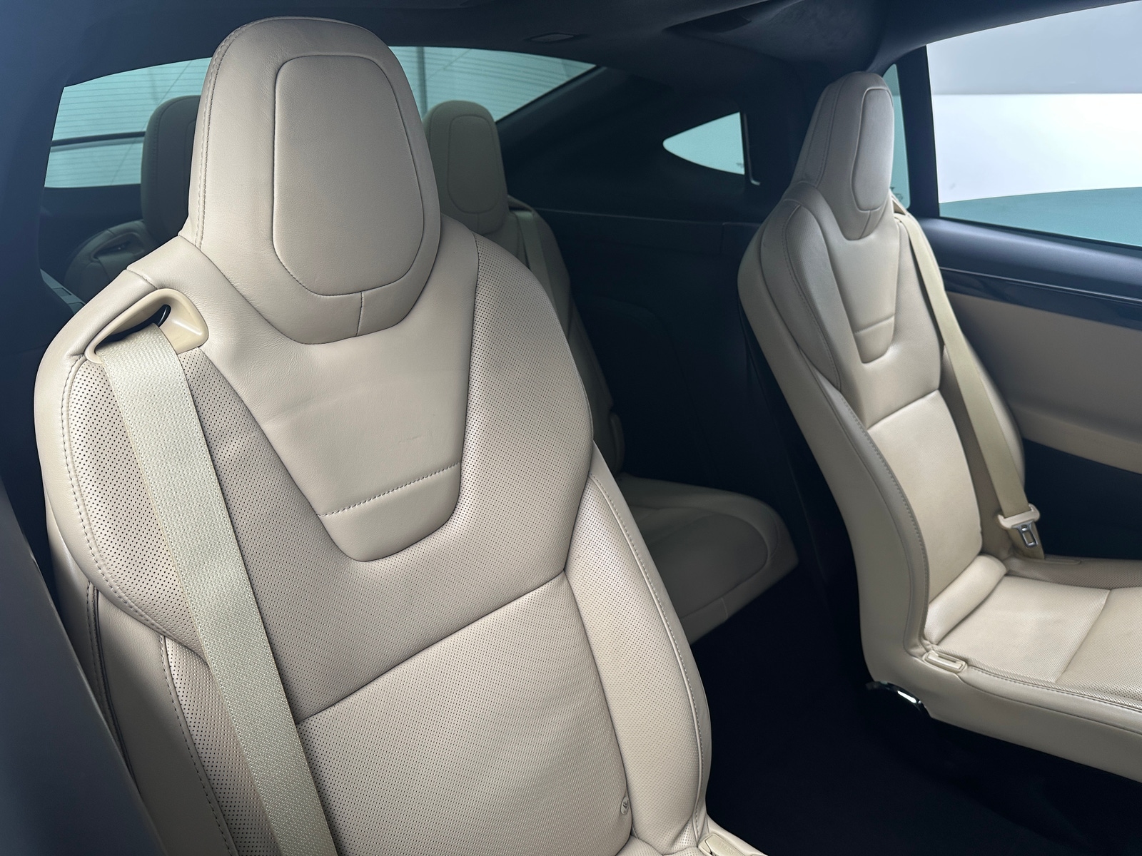 Thumbnail: 2016 Tesla Model X - 4