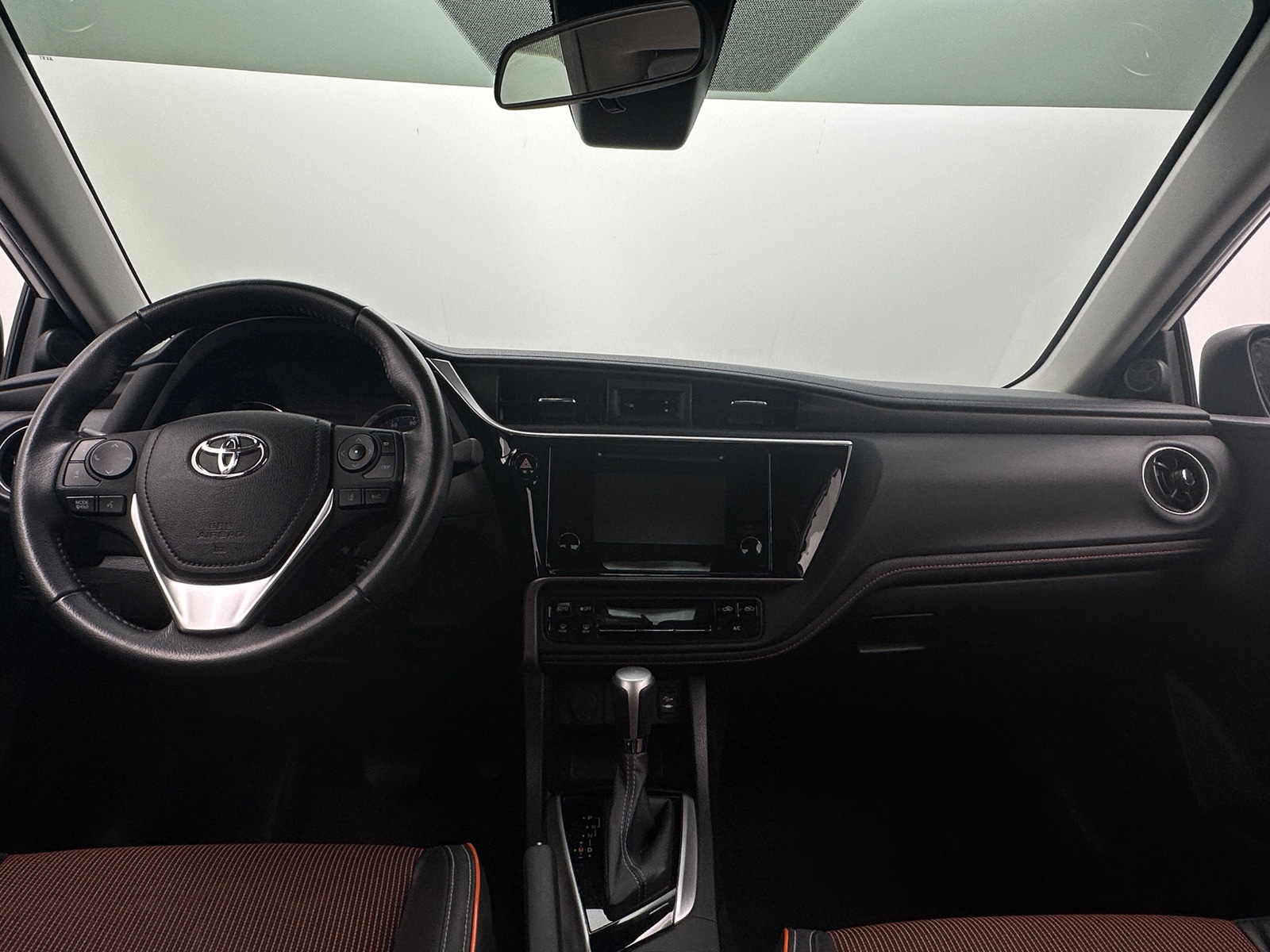 Thumbnail: 2019 Toyota Corolla - 3