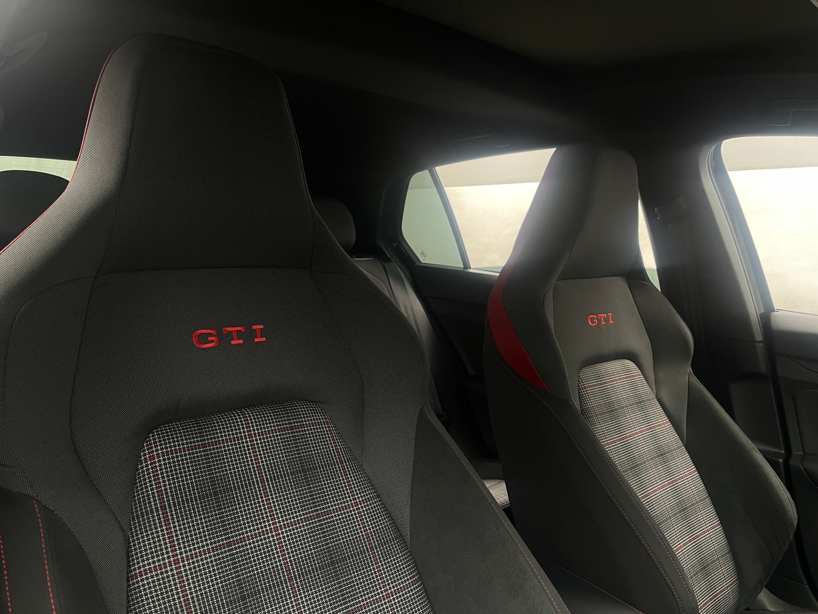 Thumbnail: 2024 Volkswagen Golf - 2