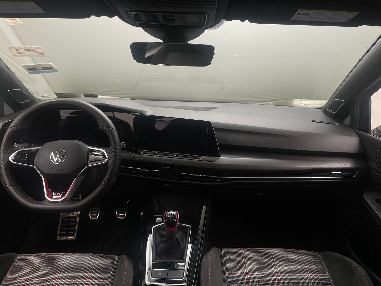 Thumbnail: 2024 Volkswagen Golf - 3