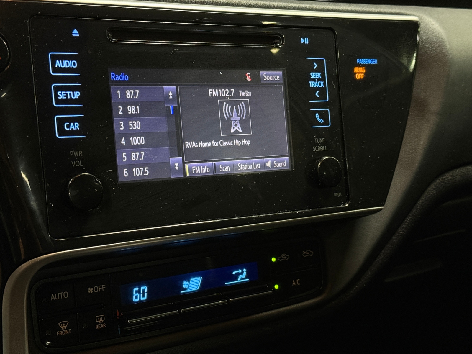 Thumbnail: 2019 Toyota Corolla - 4