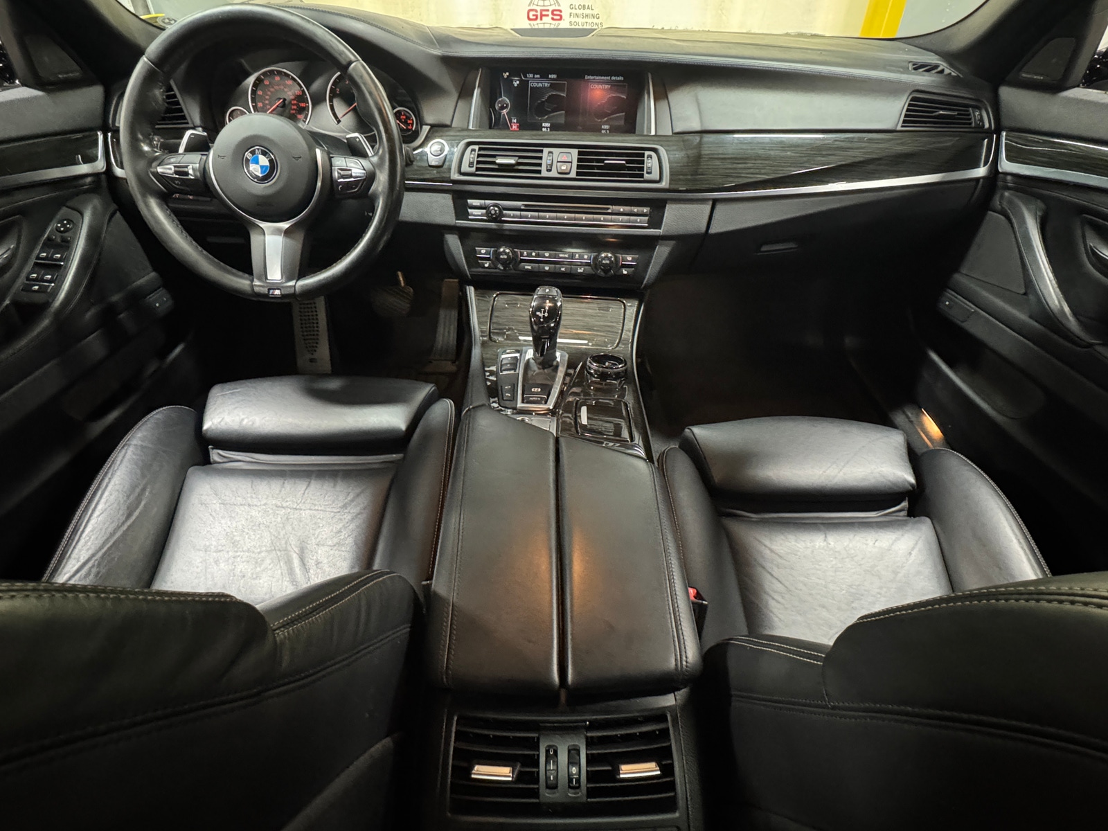 Thumbnail: 2016 BMW 5 Series - 2