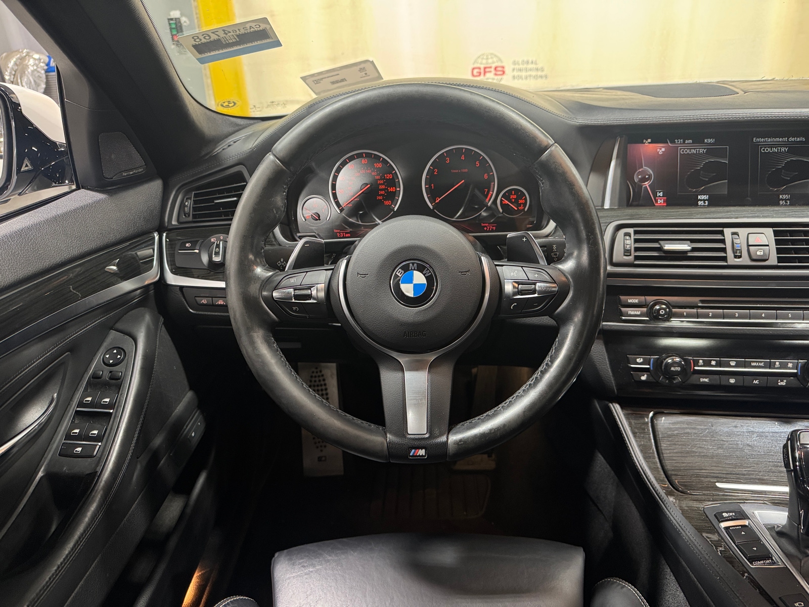 Thumbnail: 2016 BMW 5 Series - 4
