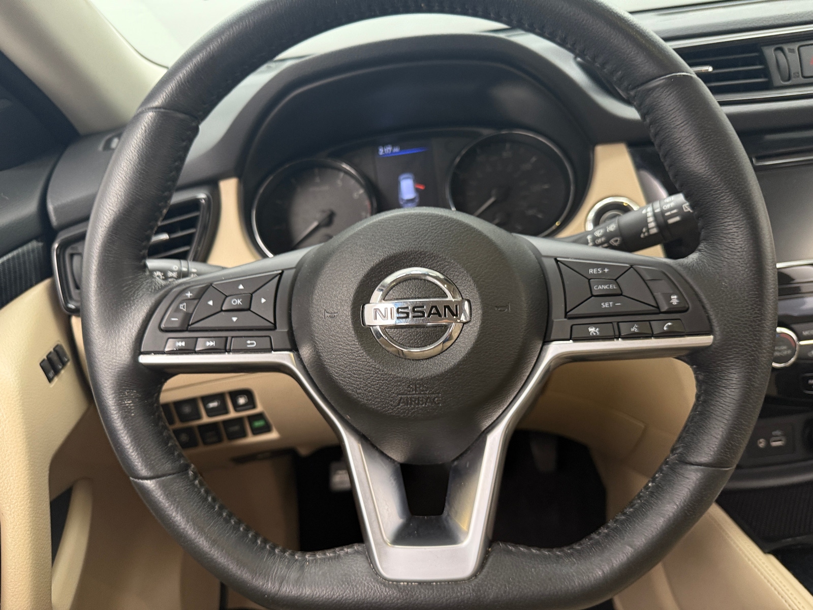 Thumbnail: 2018 Nissan Rogue - 4