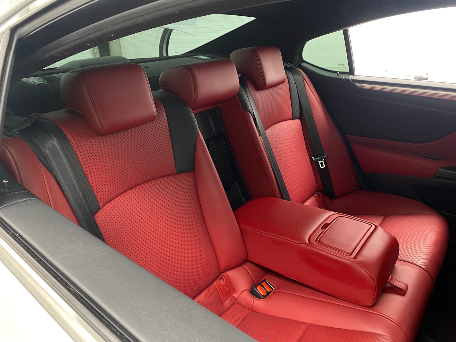 Thumbnail: 2019 Lexus ES - 6