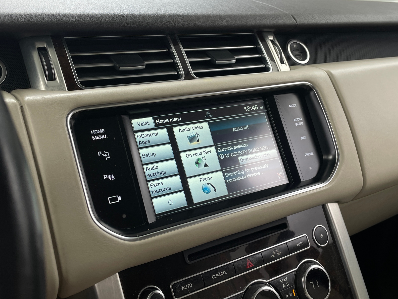 Thumbnail: 2015 Land Rover Range Rover - 3