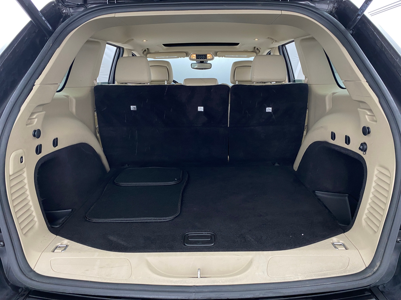 Thumbnail: 2020 Jeep Grand Cherokee - 6