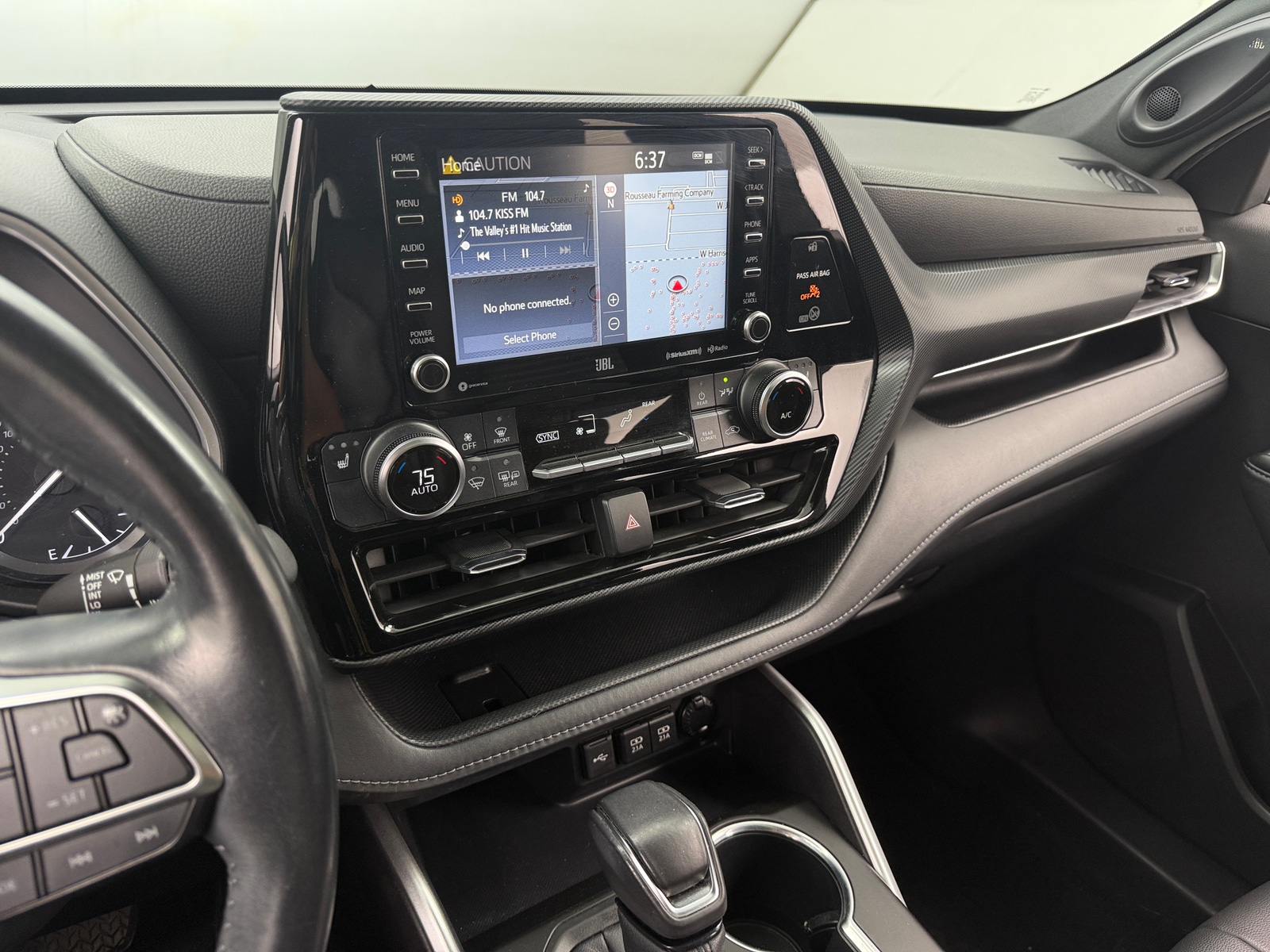 Thumbnail: 2021 Toyota Highlander - 4