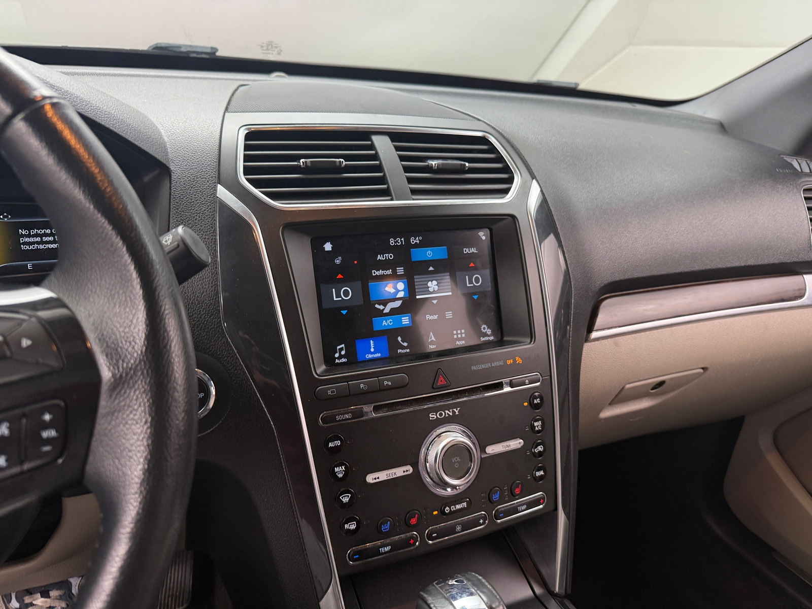 Thumbnail: 2018 Ford Explorer - 3