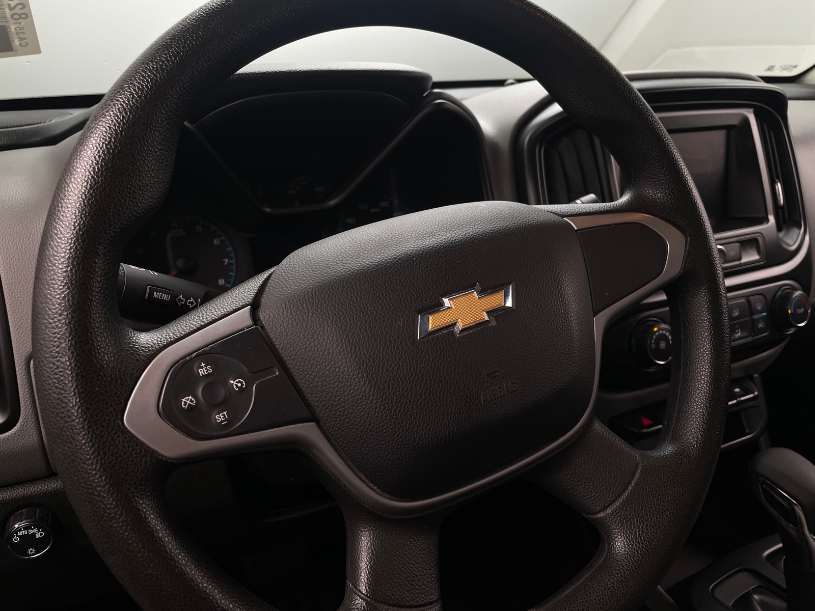 Thumbnail: 2022 Chevrolet Colorado - 5