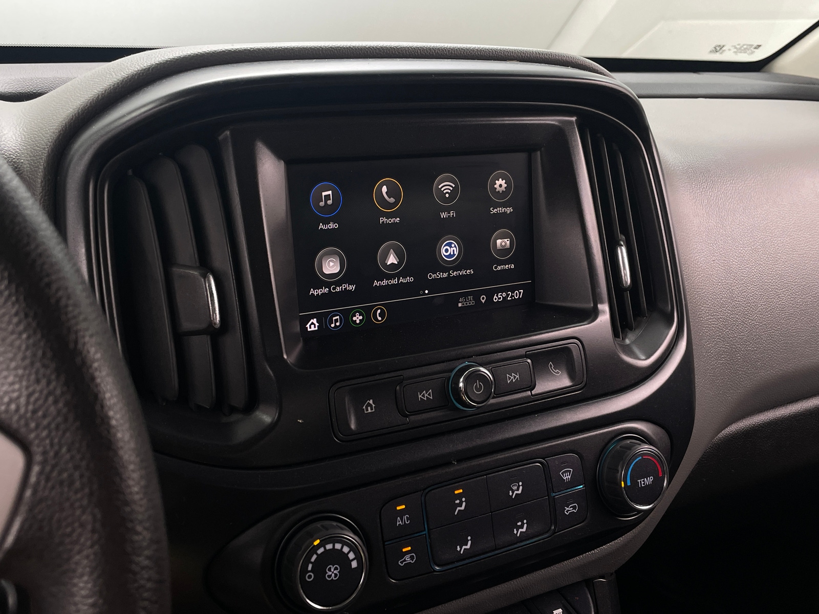 Thumbnail: 2022 Chevrolet Colorado - 4