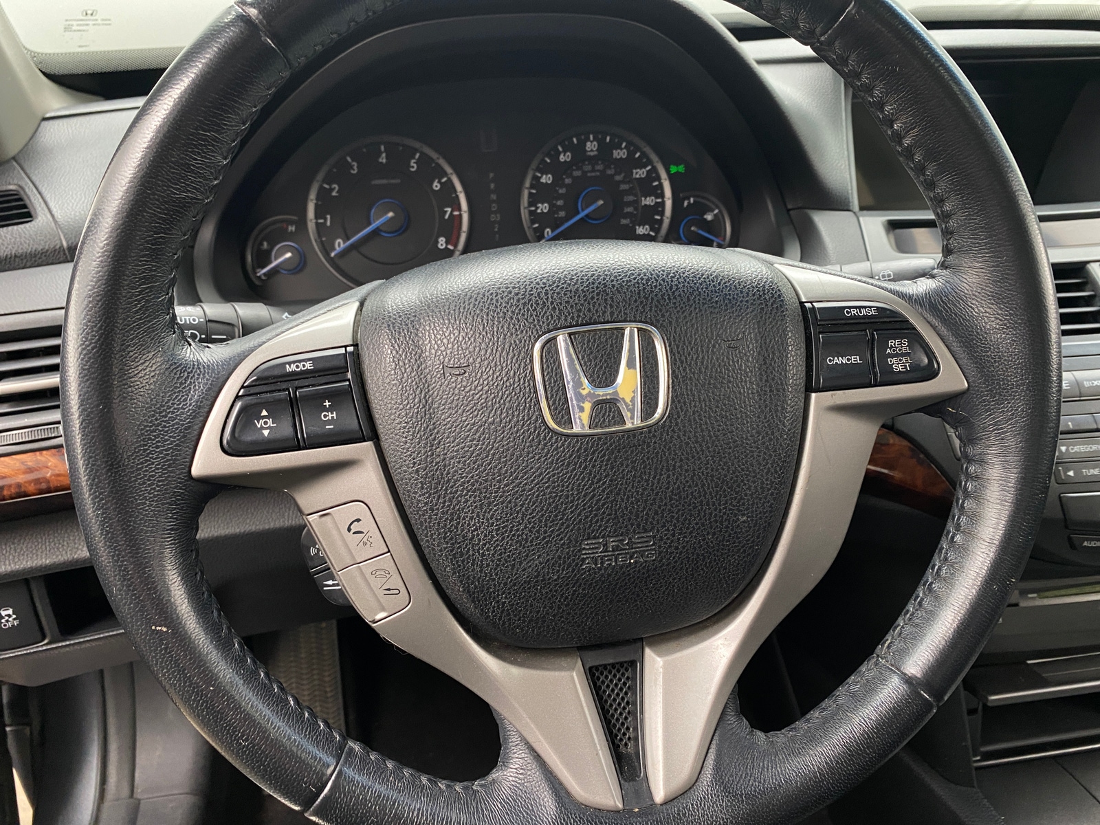 Thumbnail: 2010 Honda Accord Crosstour - 4