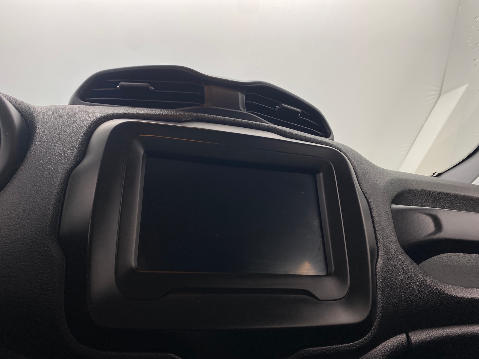 Thumbnail: 2021 Jeep Renegade - 4