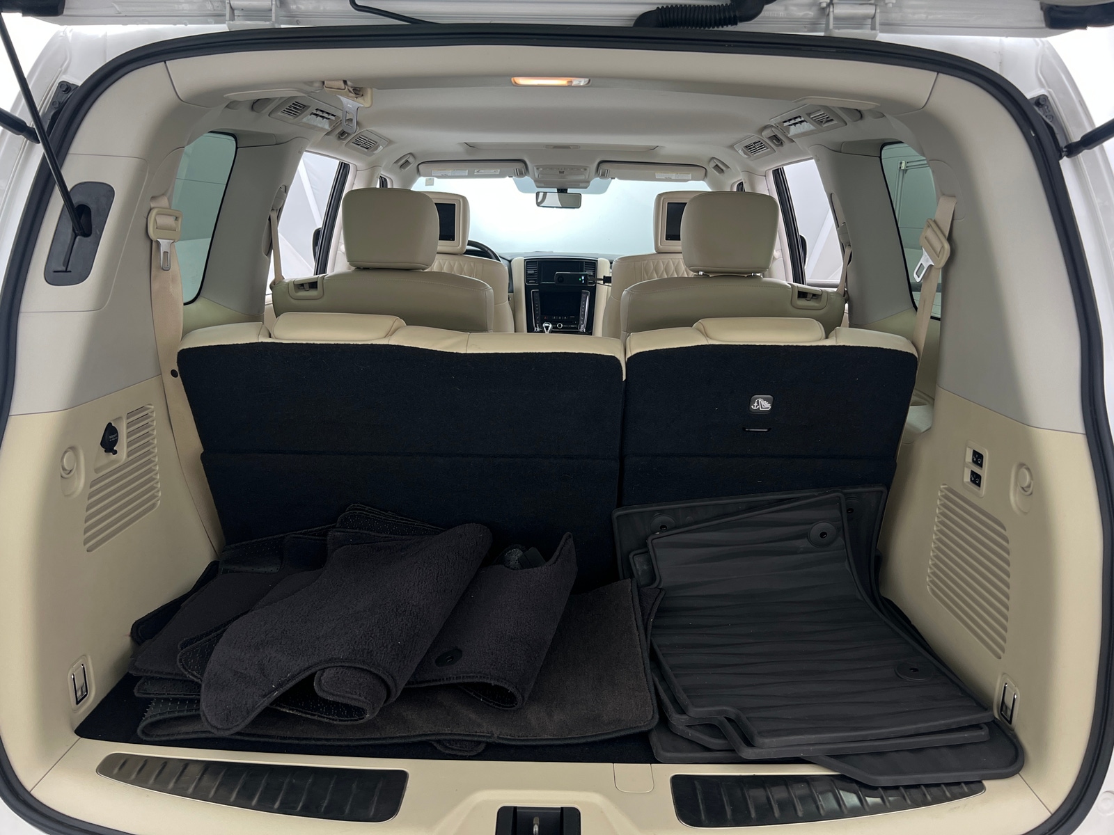 Thumbnail: 2020 INFINITI QX80 - 6
