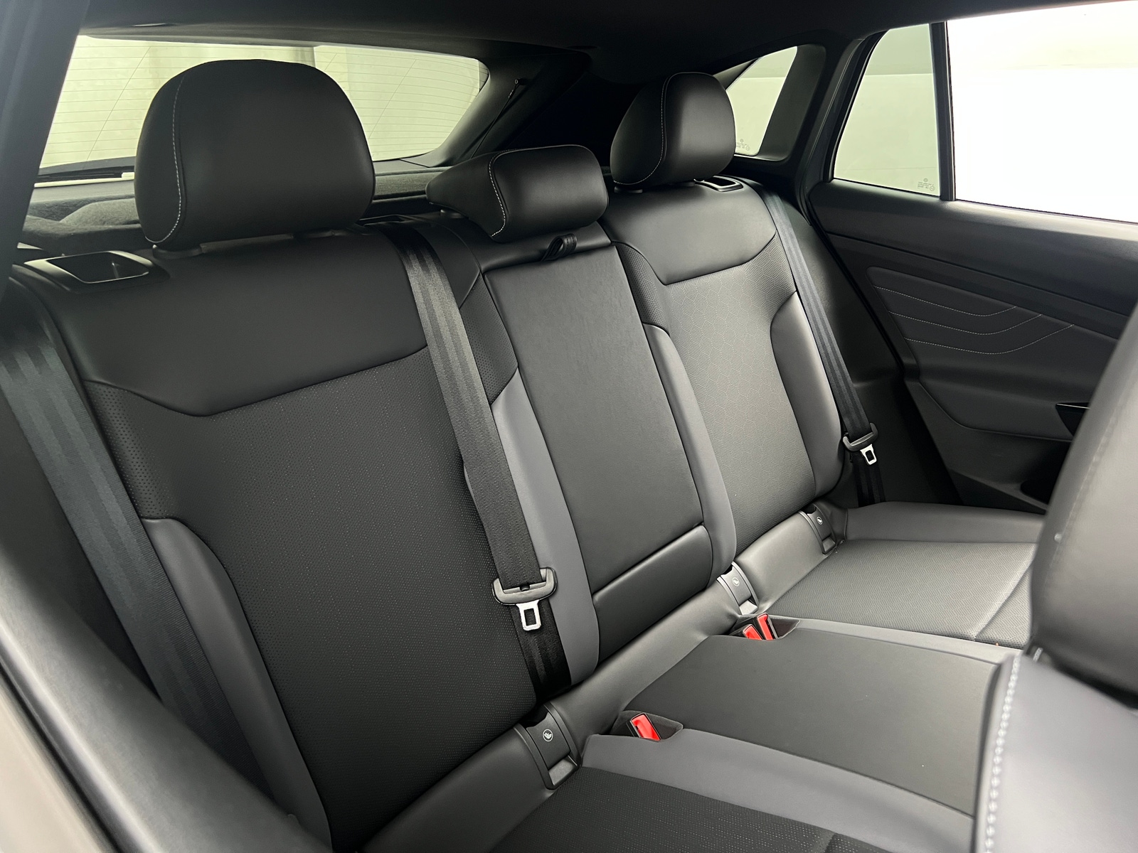 Thumbnail: 2024 Volkswagen ID.4 - 5