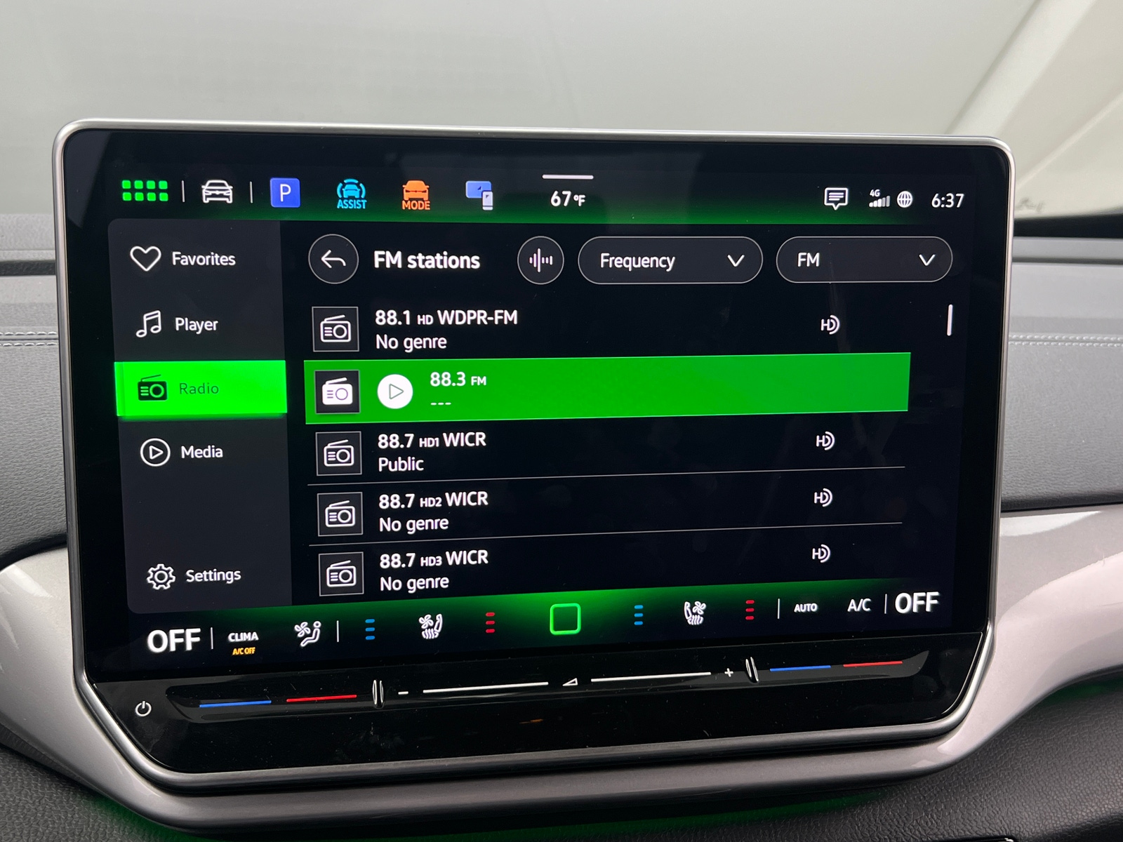 Thumbnail: 2024 Volkswagen ID.4 - 3