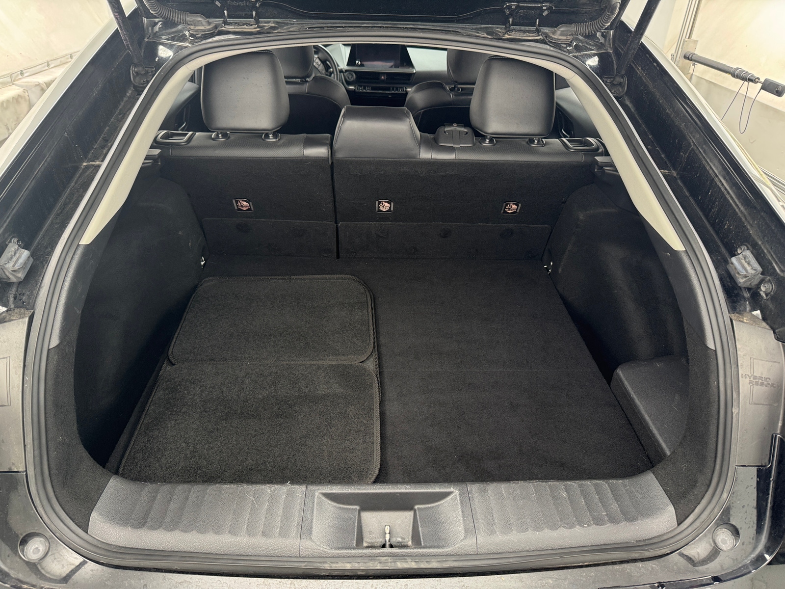 Thumbnail: 2024 Toyota Prius - 6