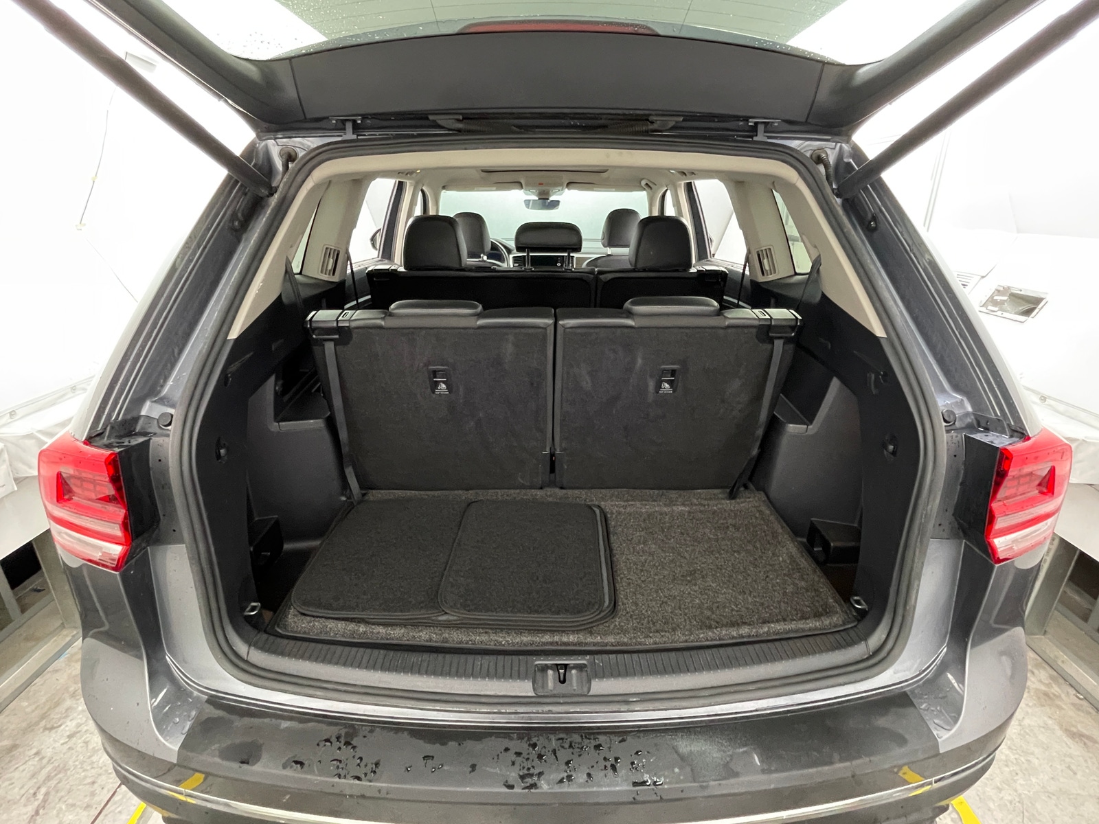 Thumbnail: 2019 Volkswagen Atlas - 6