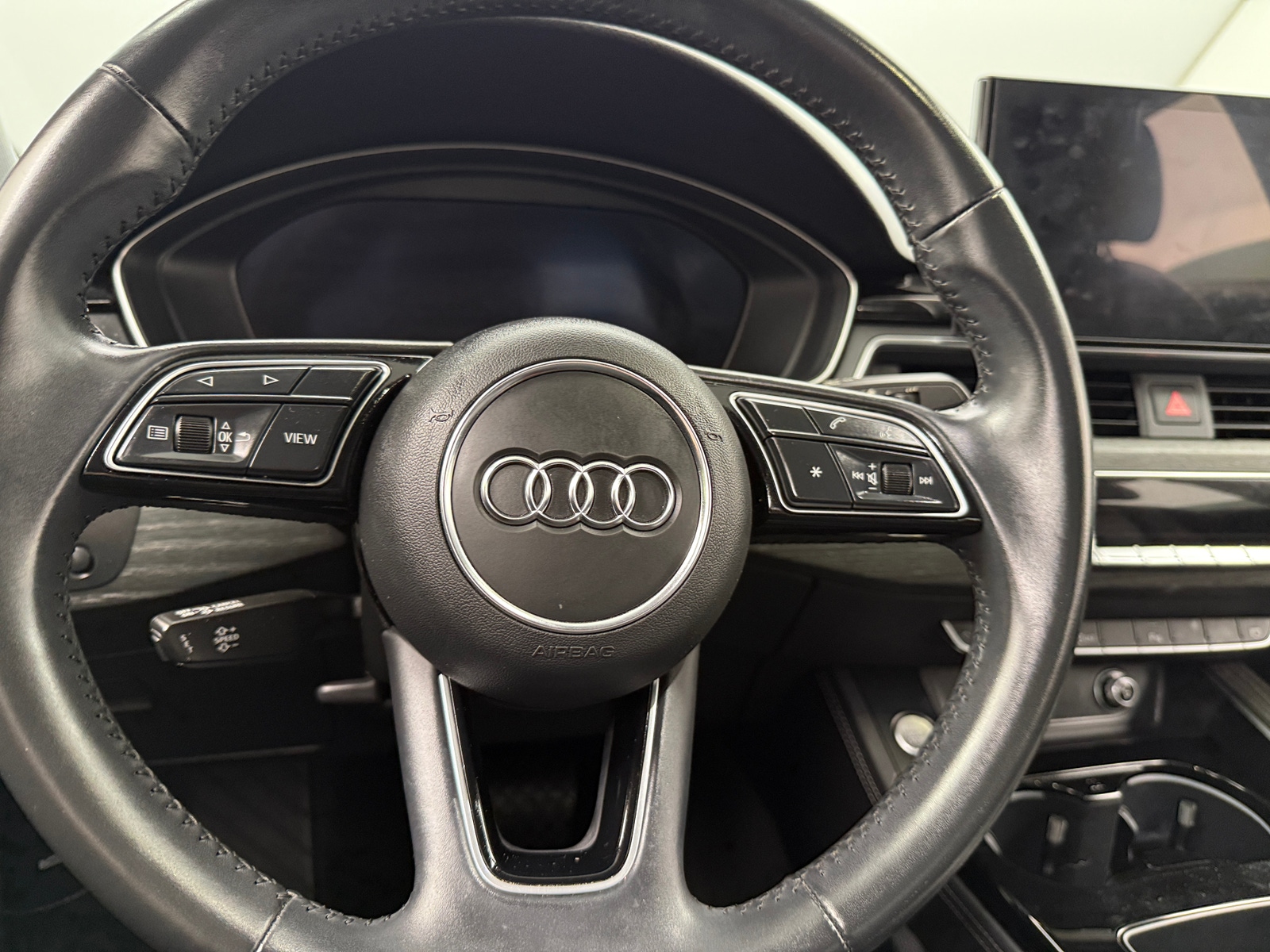 Thumbnail: 2020 Audi A4 - 4