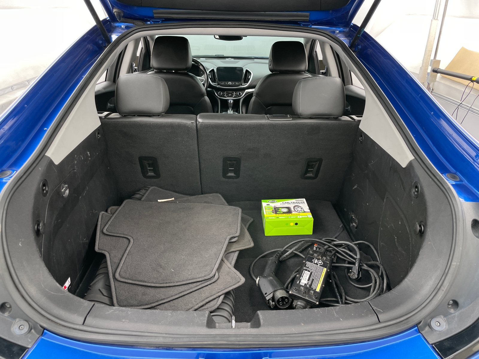 Thumbnail: 2018 Chevrolet Volt - 6