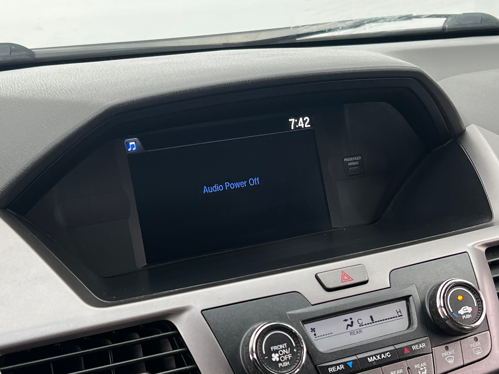 Thumbnail: 2015 Honda Odyssey - 4