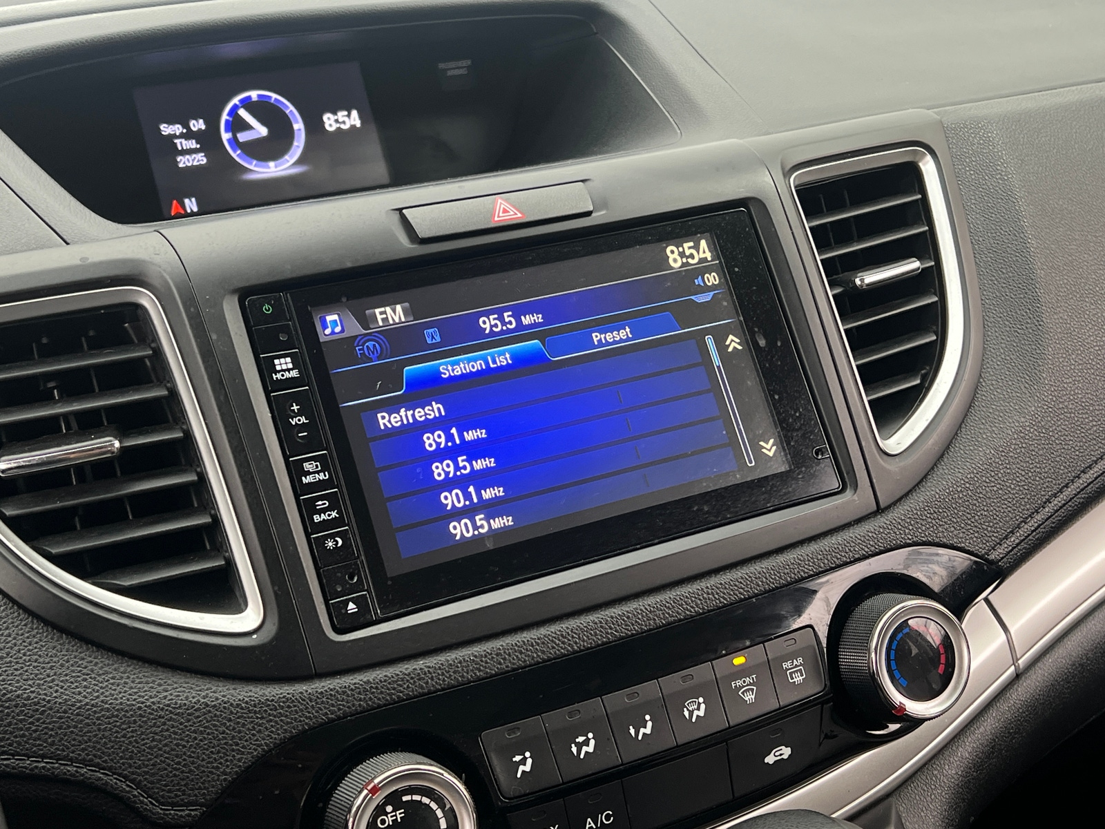 Thumbnail: 2016 Honda CR-V - 4