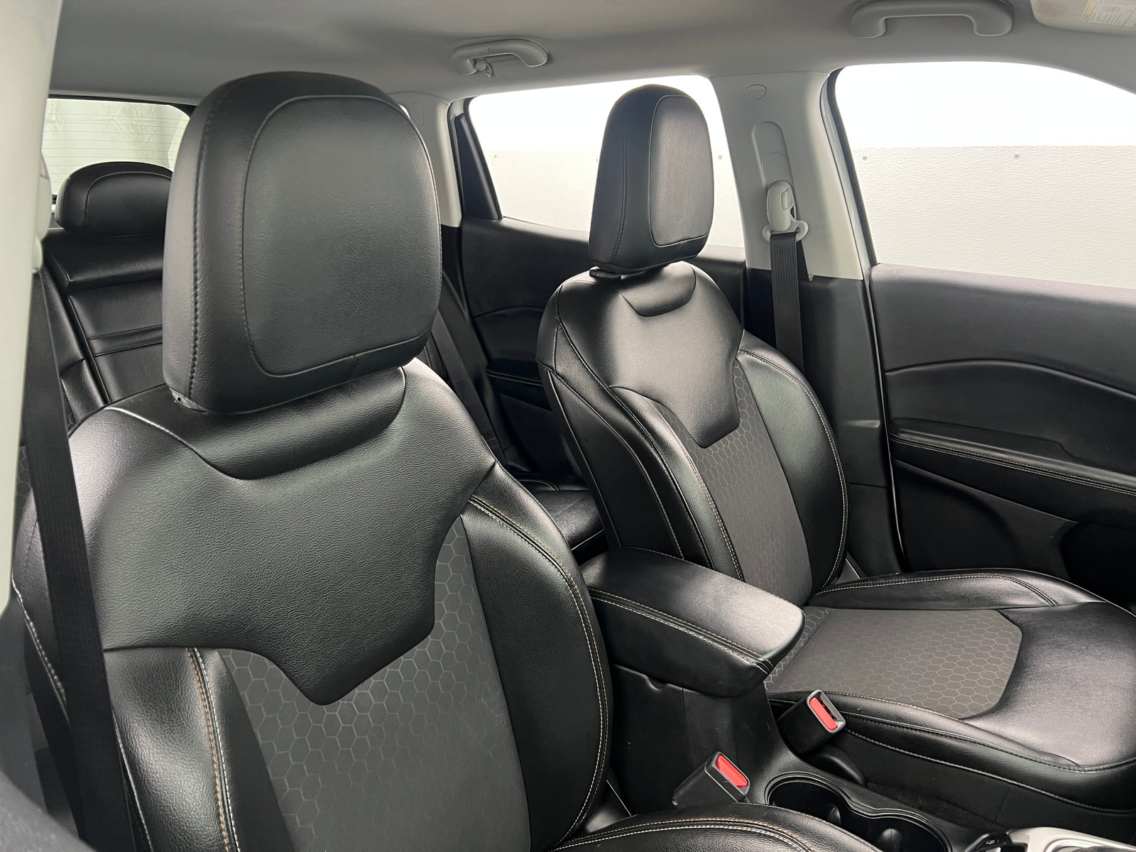 Thumbnail: 2018 Jeep Compass - 2