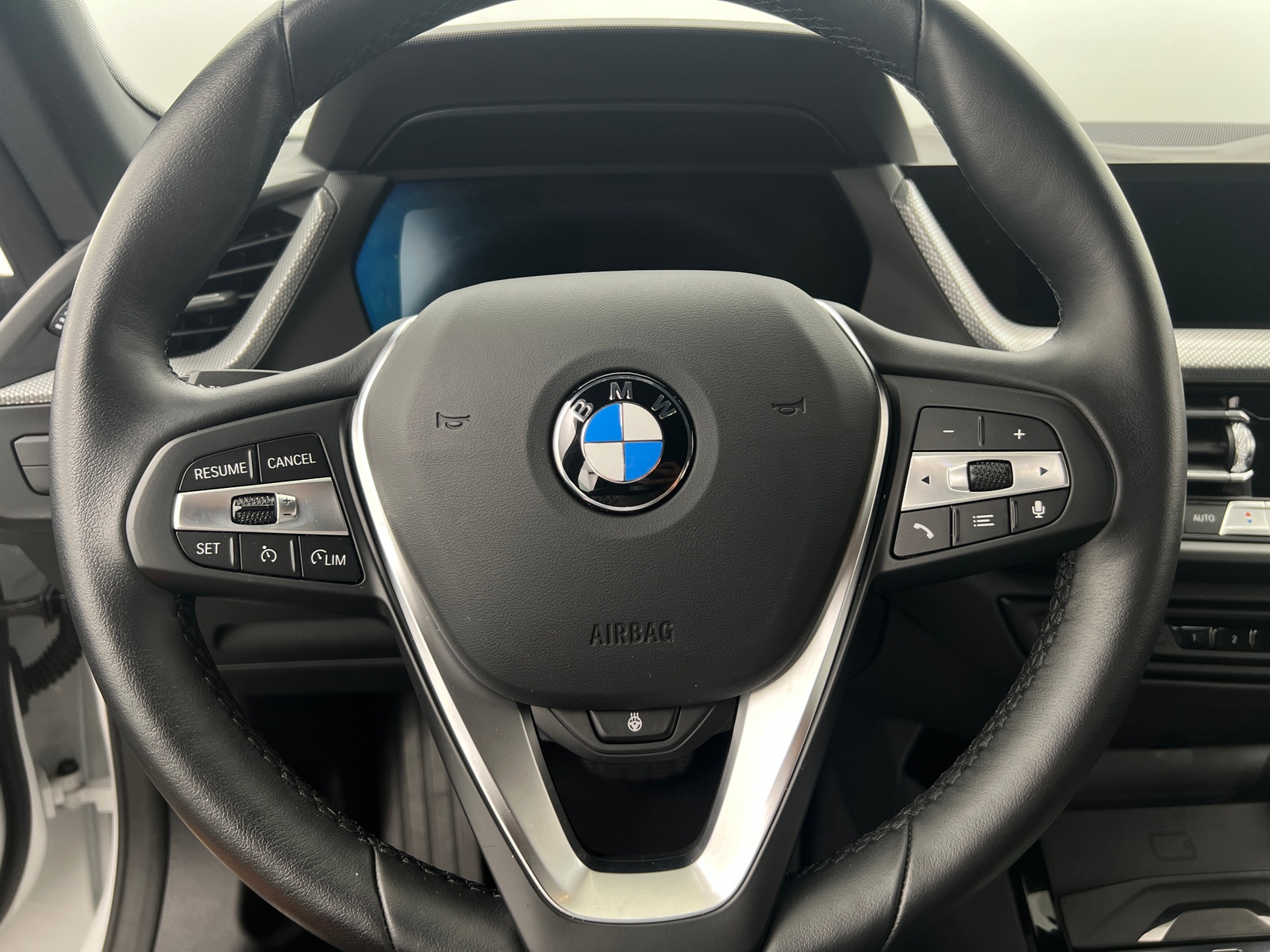 Thumbnail: 2024 BMW 2 Series - 4