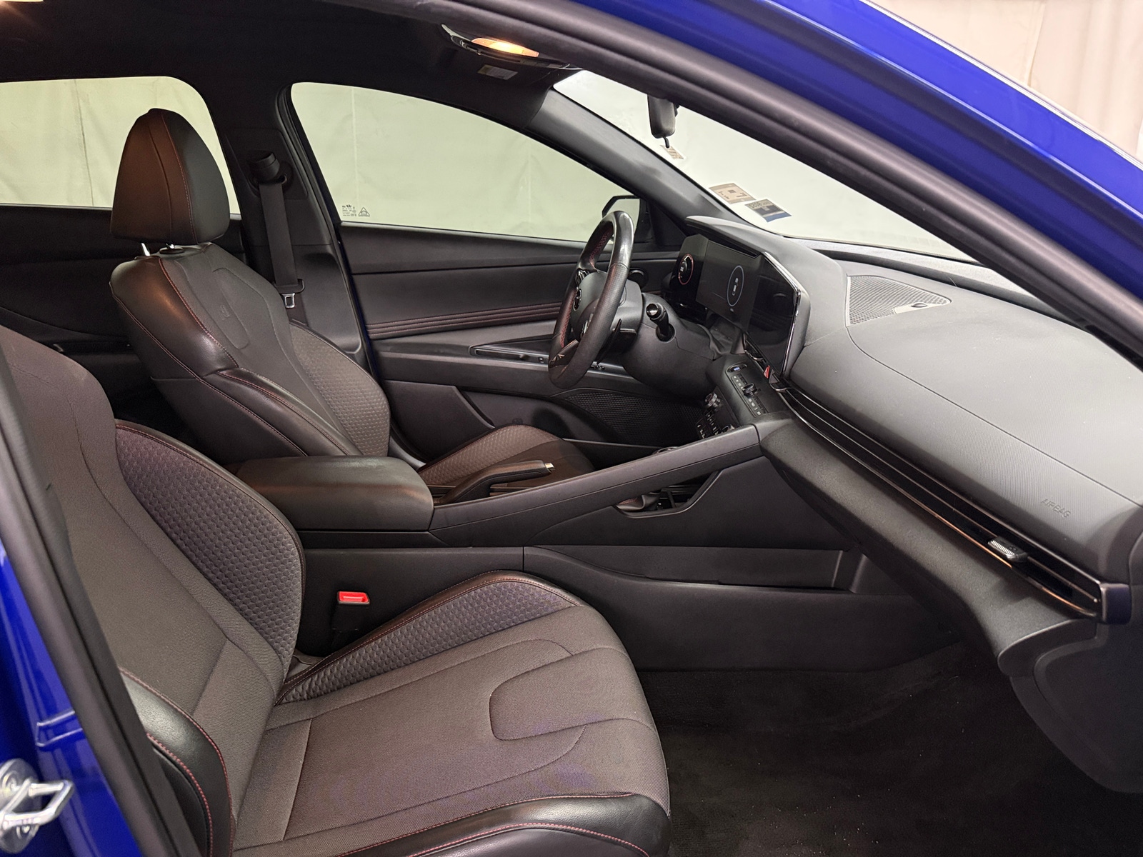 Thumbnail: 2023 Hyundai Elantra - 2
