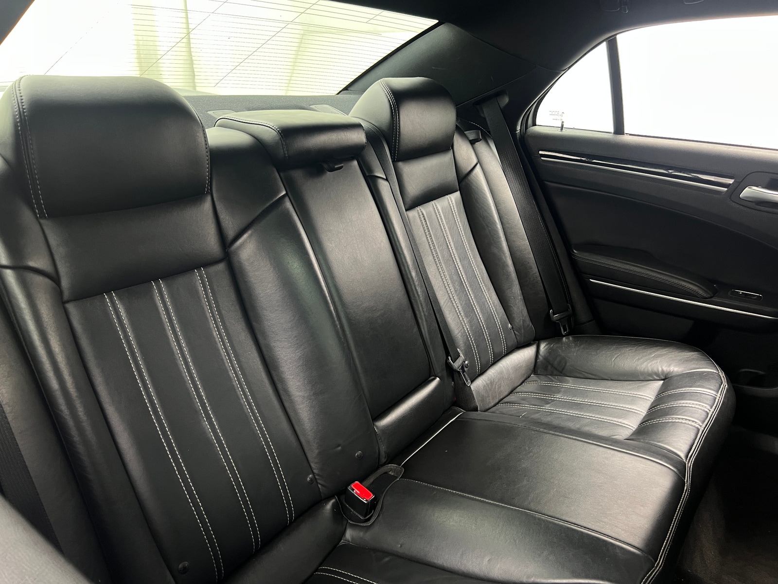 Thumbnail: 2018 Chrysler 300 - 5