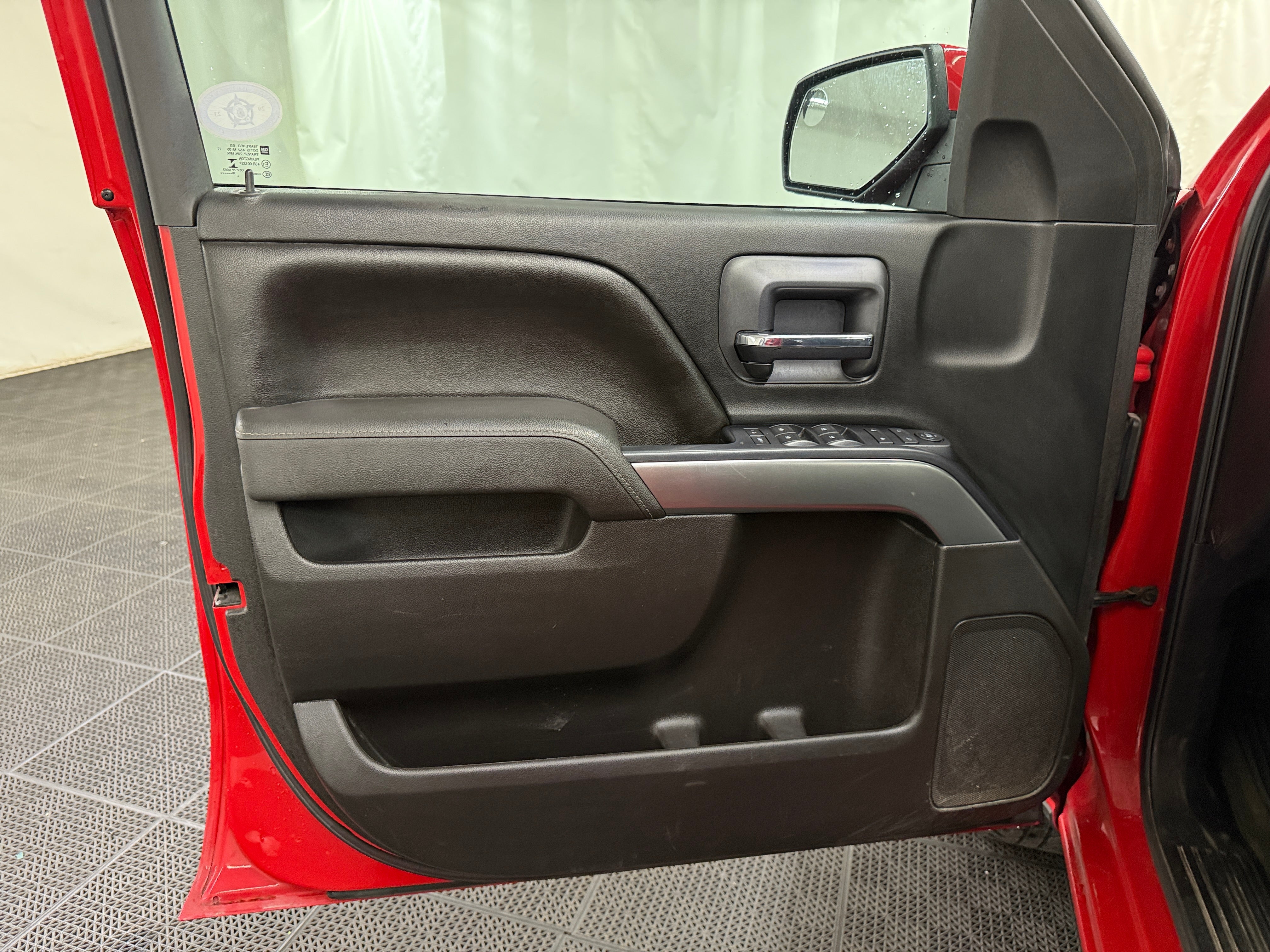 Used 2016 Chevrolet Silverado 1500 LT with VIN 1GCVKREC4GZ387441 for sale in Eagan, Minnesota