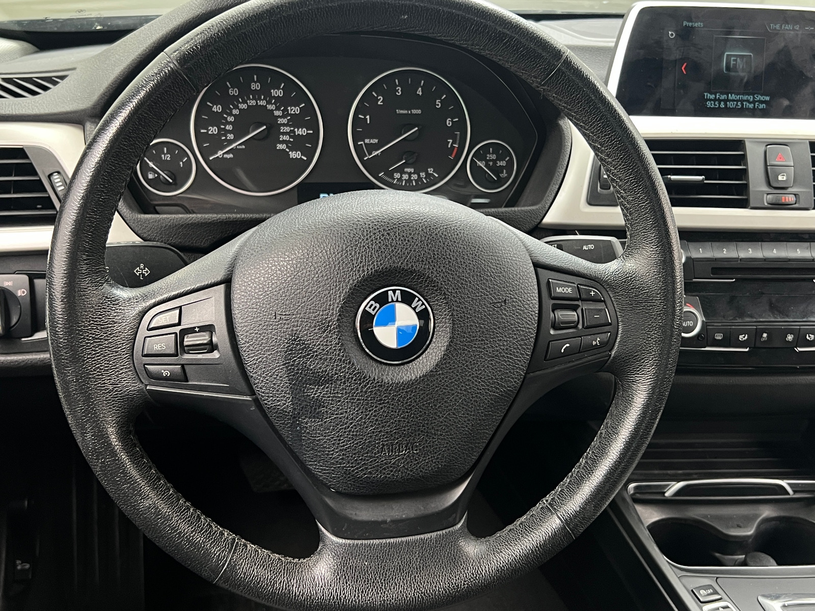 Thumbnail: 2018 BMW 3 Series - 4