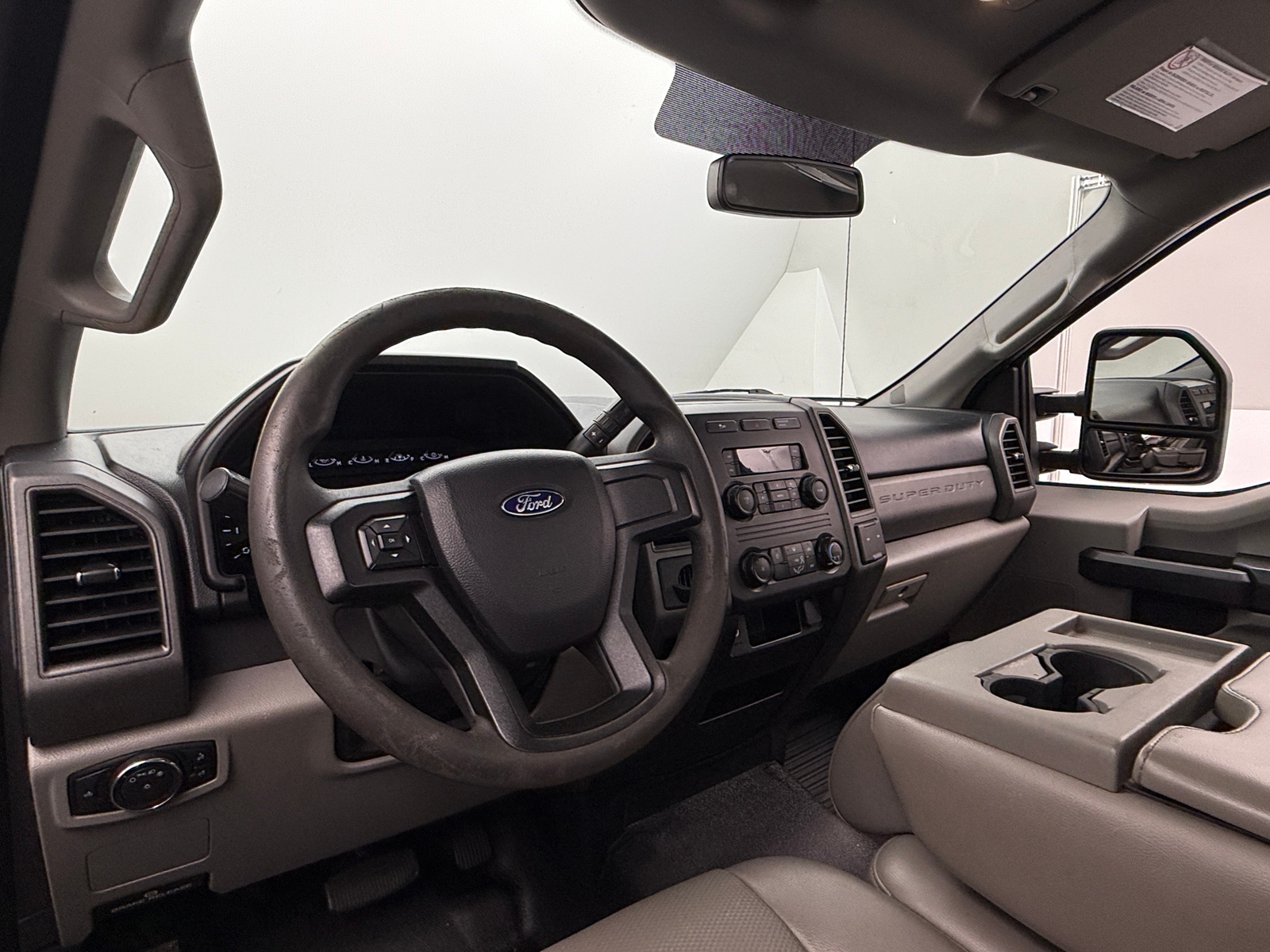 Thumbnail: 2018 Ford Econoline - 3