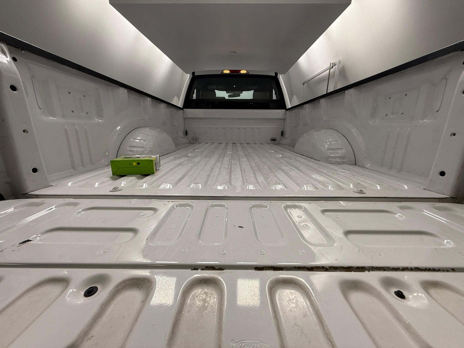 Thumbnail: 2018 Ford Econoline - 6