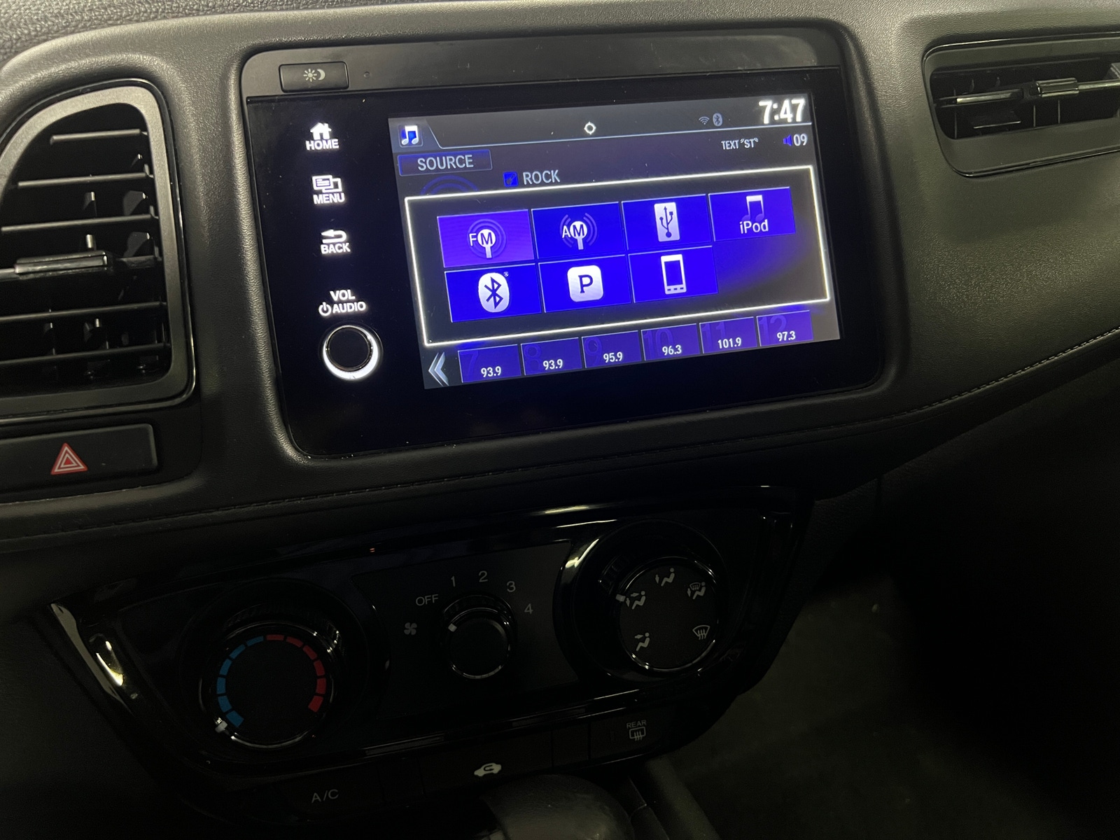 Thumbnail: 2019 Honda HR-V - 4